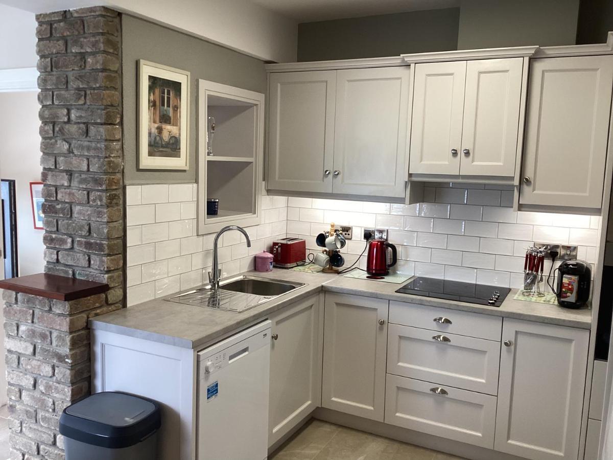 Roundstone Retreats Roundstone Harbour Lights Apartment Luaran gambar