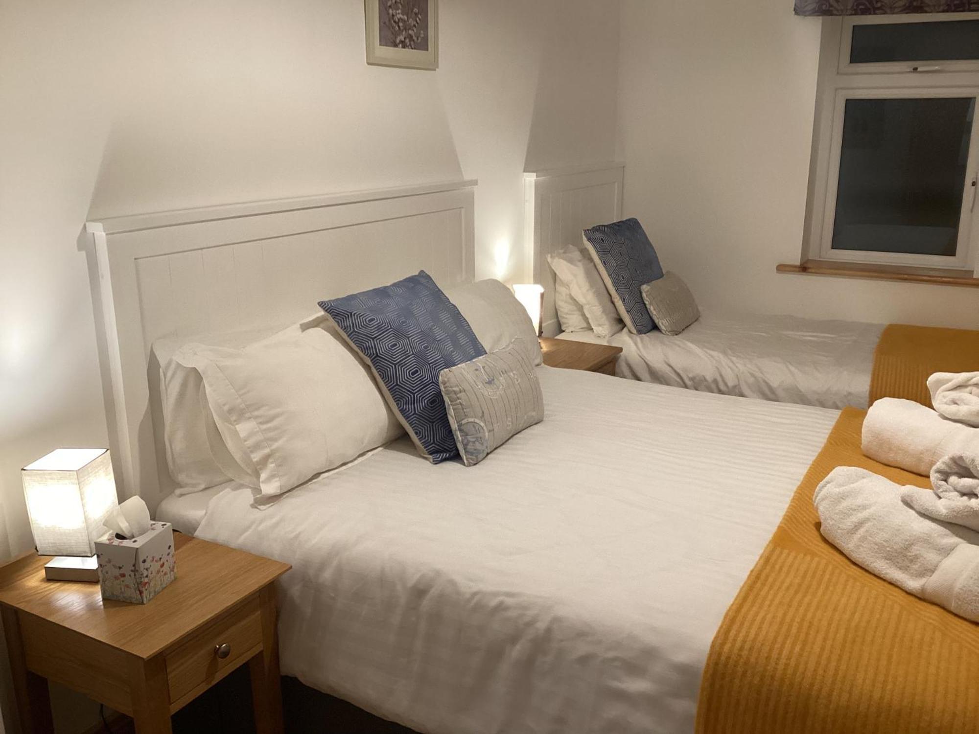 Roundstone Retreats Roundstone Harbour Lights Apartment Luaran gambar
